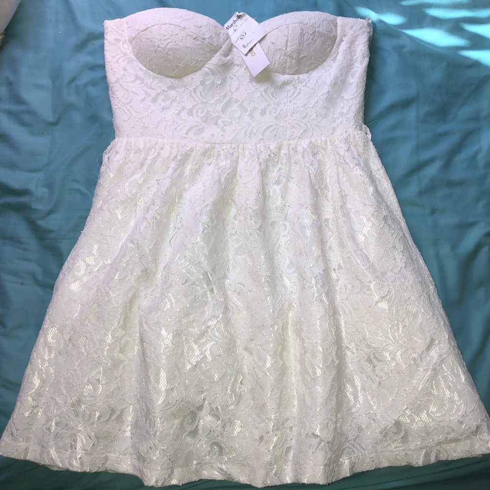 Marshall’s strapless brand lace dress